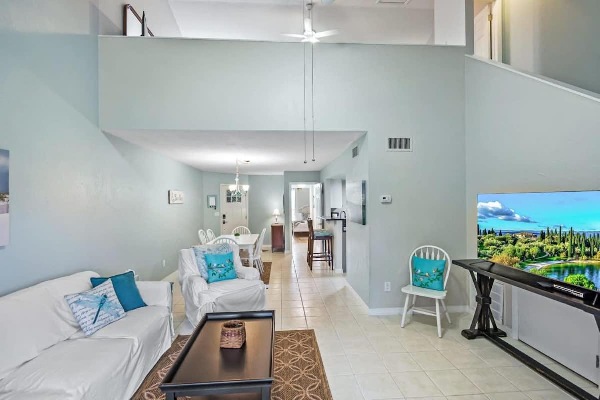 The Salty Saint Townhouse By The Beach St. Augustine Exteriör bild